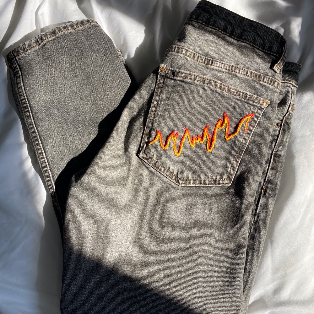 Levi’s 501 CT Distressed Mid Wash Denim